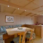 Kainer Apartman *